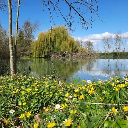 Le Domaine De Fontsauzine * Genouille (Charente-Maritime)