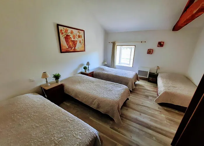 Le Domaine De Fontsauzine Сasa de vacaciones