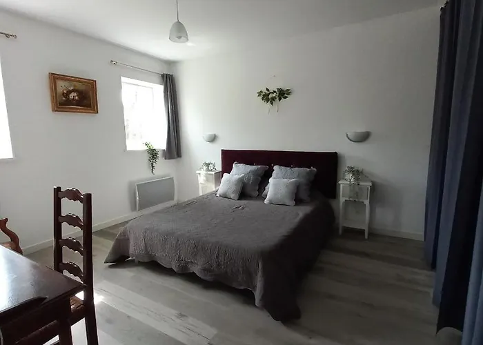 Le Domaine De Fontsauzine