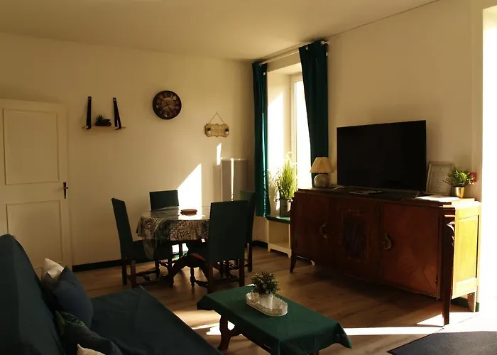 Le Domaine De Fontsauzine Genouille (Charente-Maritime)