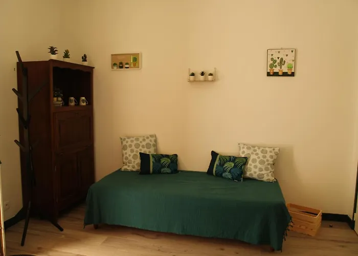 Le Domaine De Fontsauzine Genouille (Charente-Maritime)