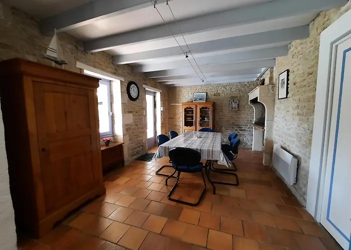 Le Domaine De Fontsauzine