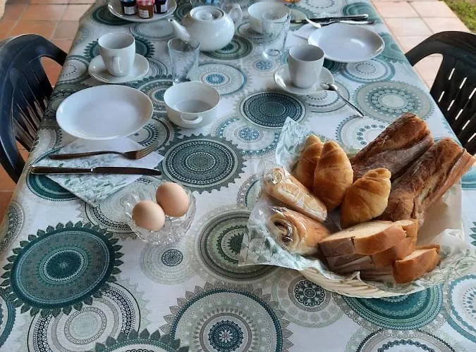 Le Domaine De Fontsauzine * Genouille (Charente-Maritime)